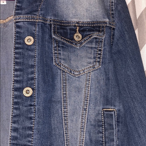 Jean Jacket - Picture 3 of 4